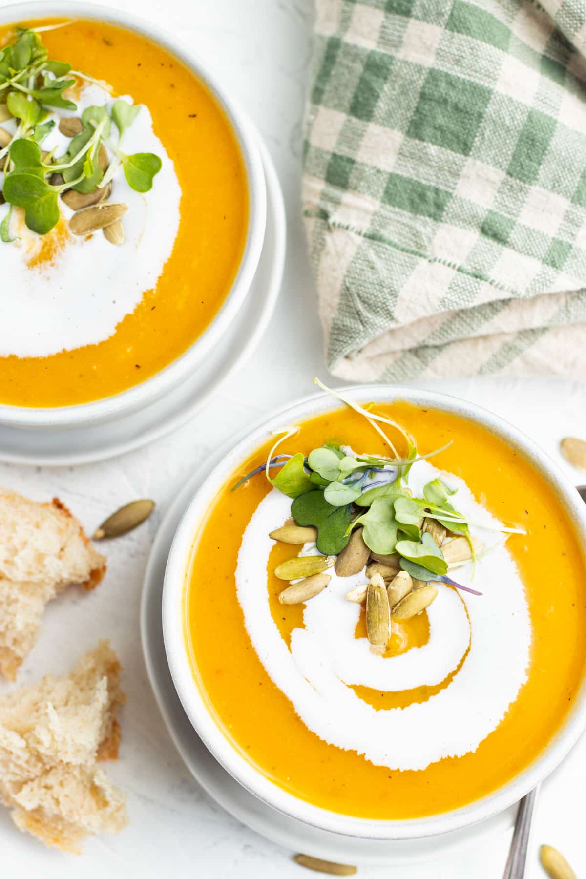 Picture of 2 bowls of soup.