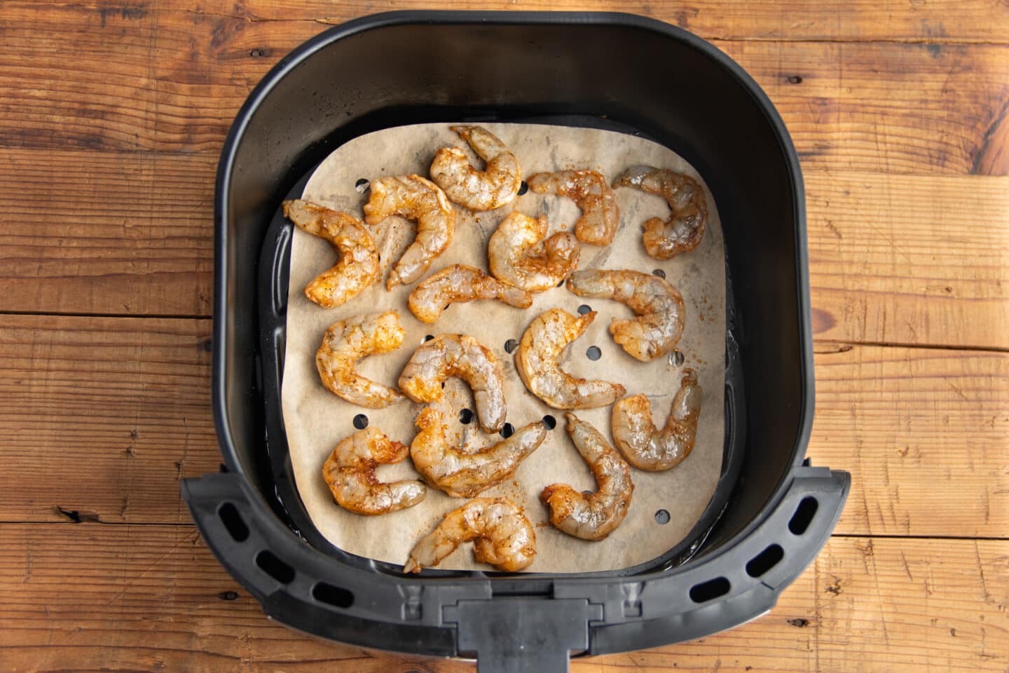 Picture of shrimp in air fryer.