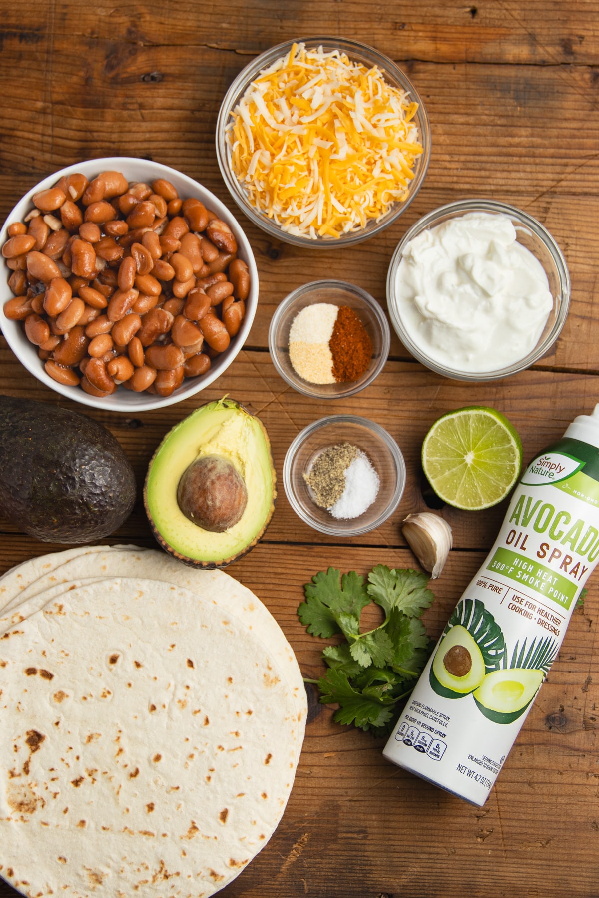 This is the picture of all the ingredients needed to make these tacos.