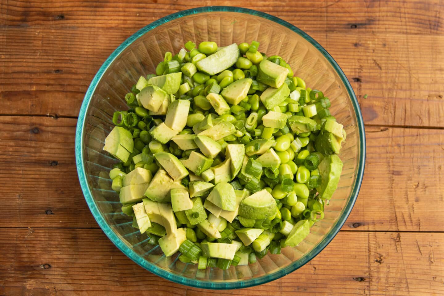 This is a picture of the salad in a bowl.
