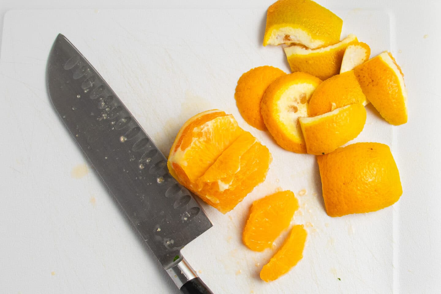 This is a picture of the oranges being quartered.