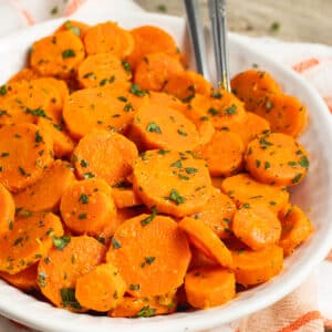 This is a picture of a bowl filled with Vichy carrots.