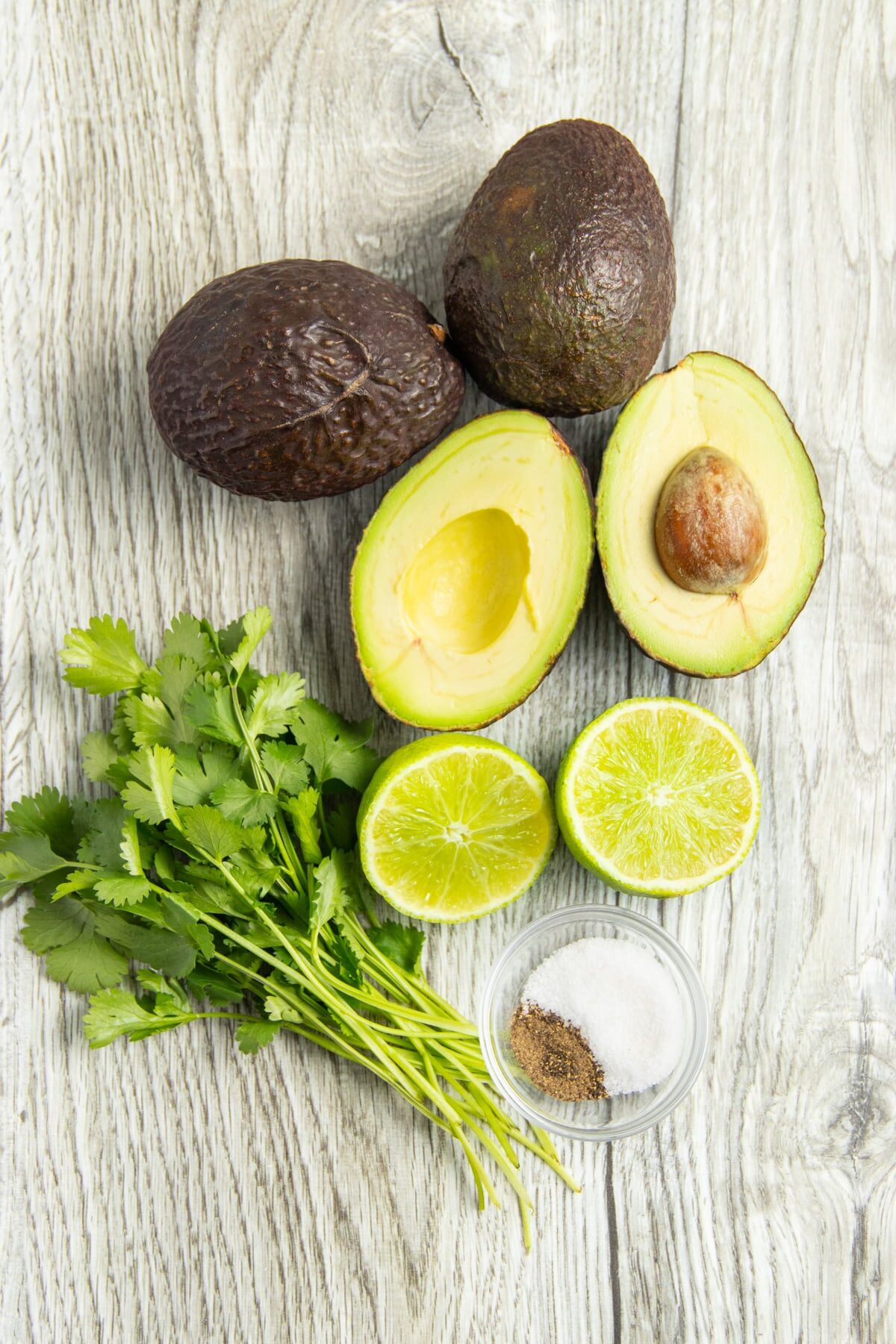 This is a picture of all the ingredients used to make this super easy guacamole.